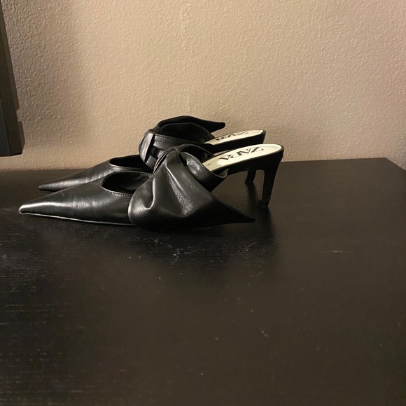 Shoes - Picture 2 of 2